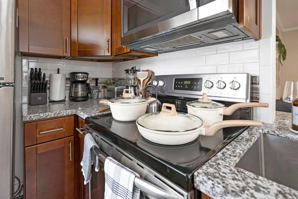 Historic Heights Cozy Nook Apartment ヒューストン エクステリア 写真